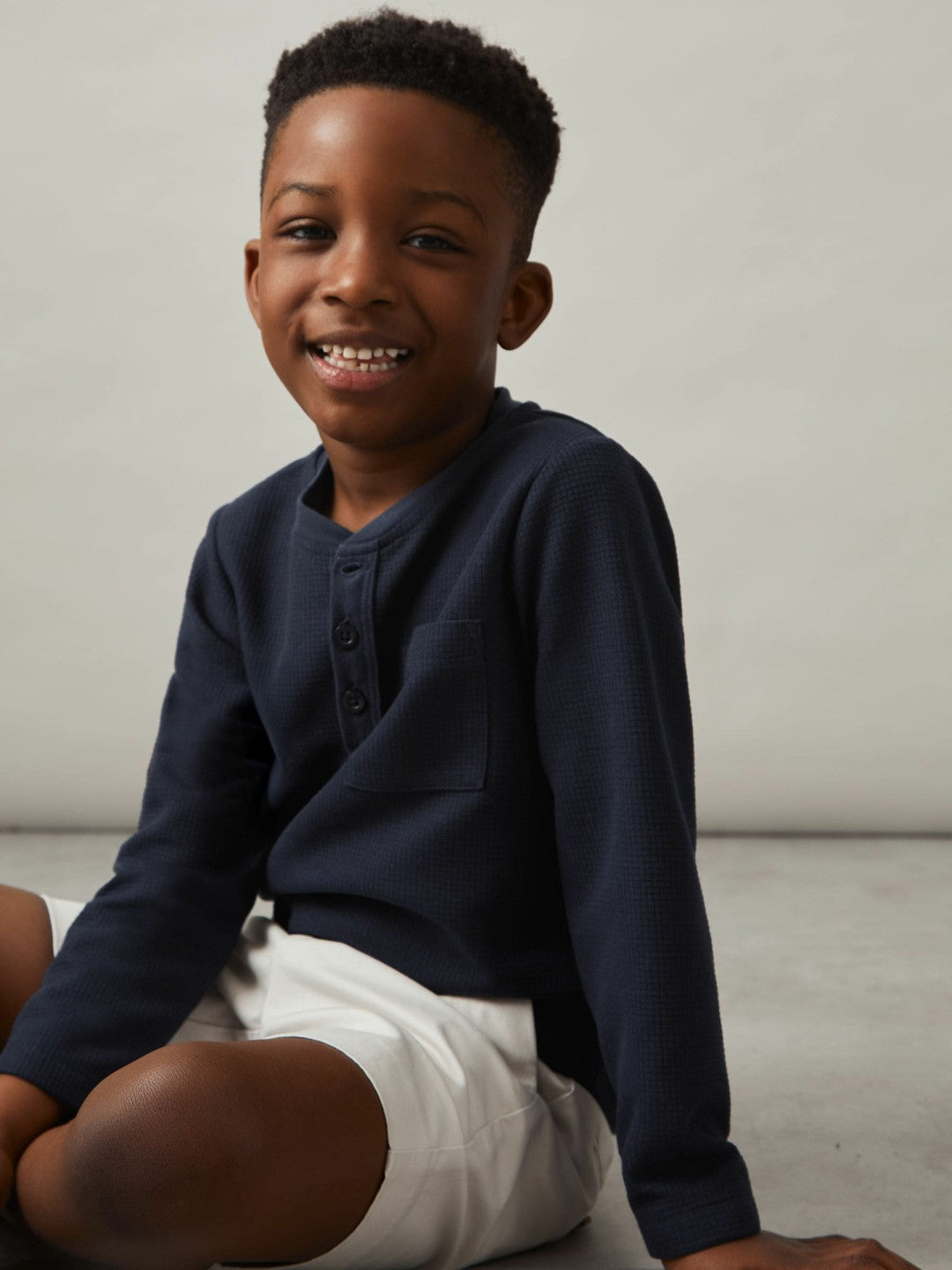 Reiss 13-14 yrs Cotton-Blend Waffle Henley T-Shirt in Navy