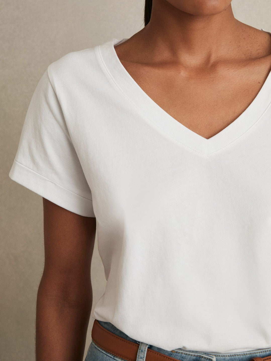Reiss Brushed-Cotton V-Neck T-Shirt in White