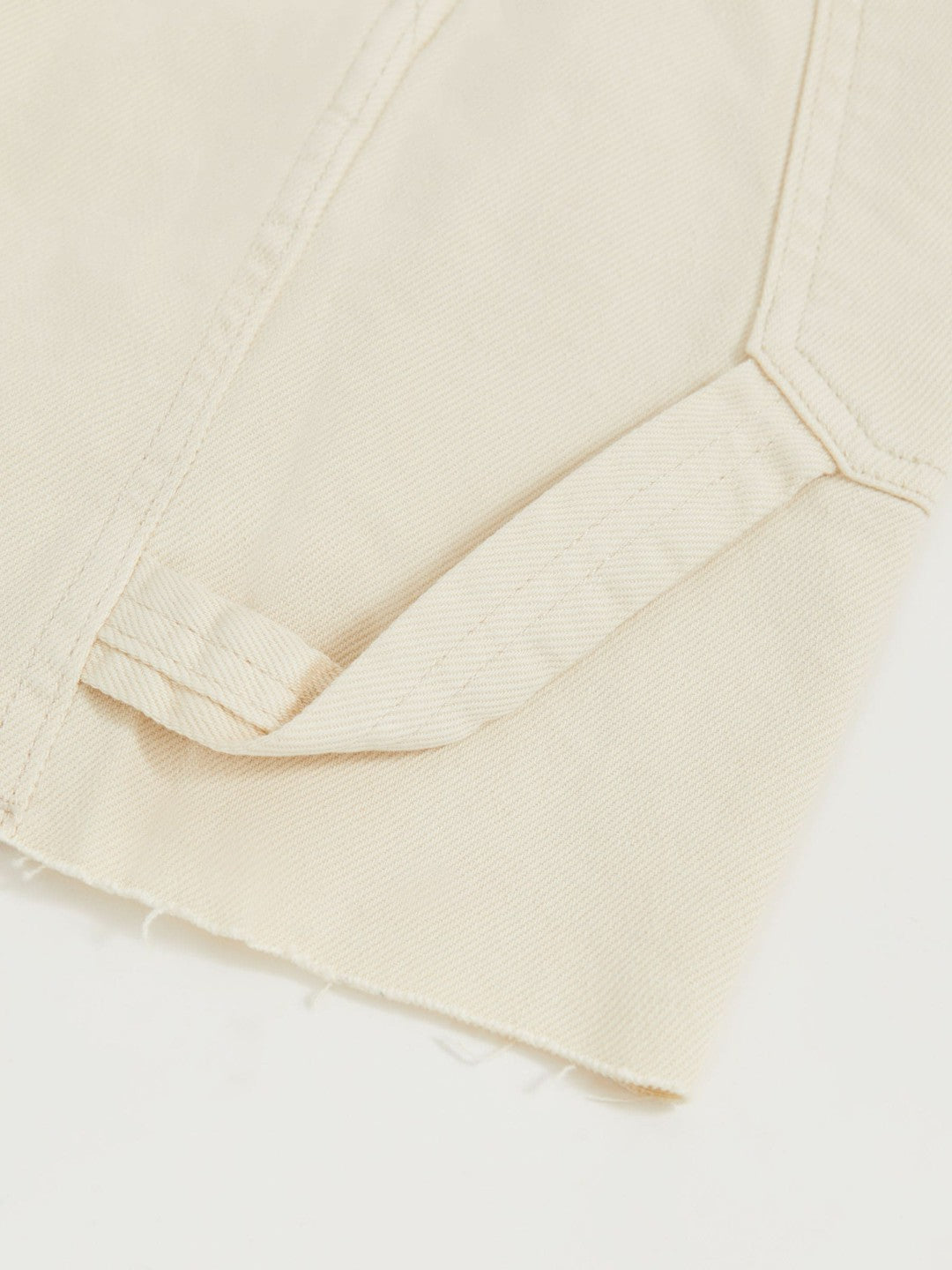 Reiss 90S Long Shorts in Ecru