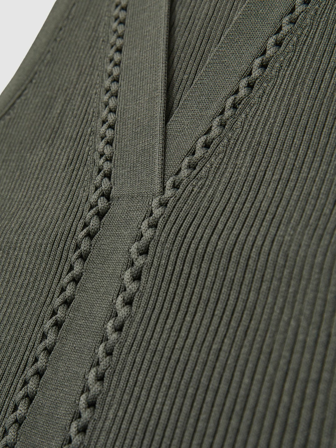 Reiss Craft-Stitch Rib-Knit Vest in Khaki Green