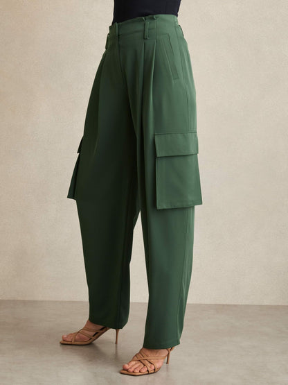 Reiss Wide-Leg Pleated Cargo Trousers in Green
