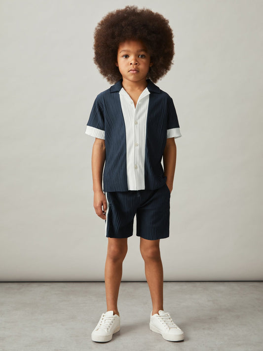 Reiss 3-9 yrs Plissé Colour-Block Shorts in Navy/White