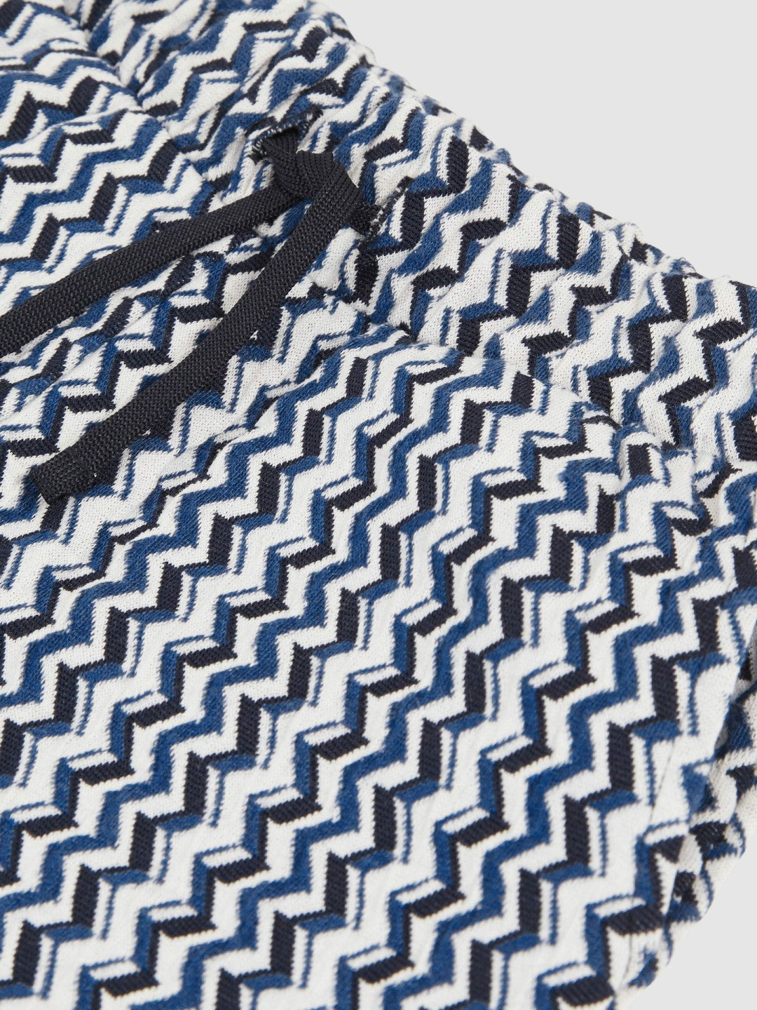 Reiss 9-13 yrs Zig-Zag Knit Drawstring Shorts in Blue