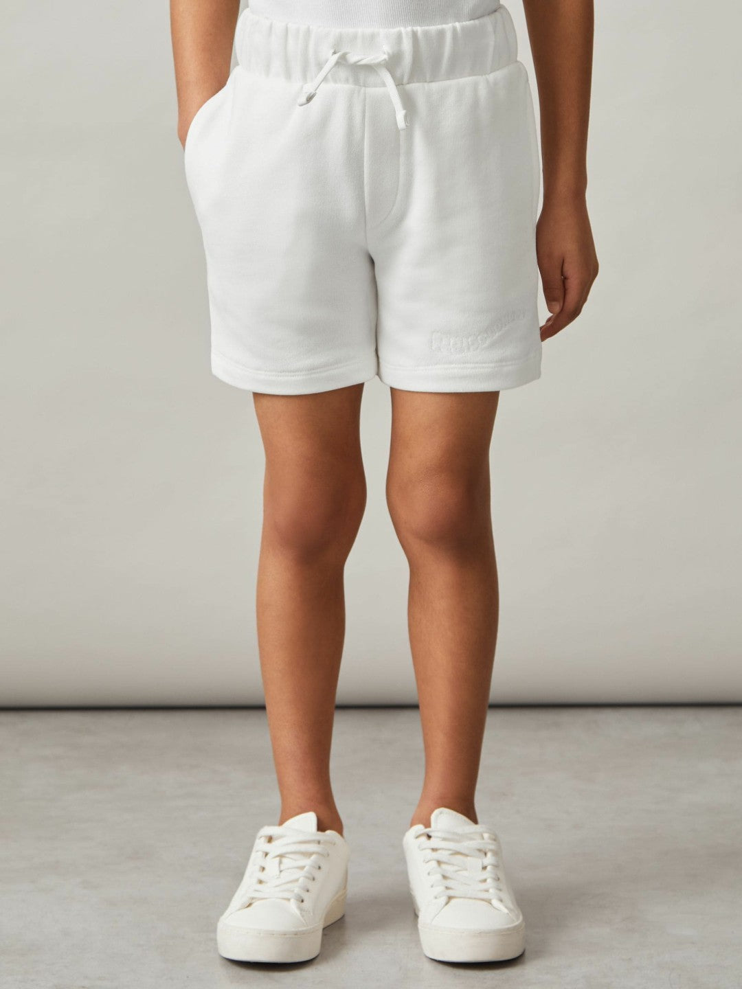 Reiss 9-13 yrs Cotton Brand-Embroidered Shorts in Off White