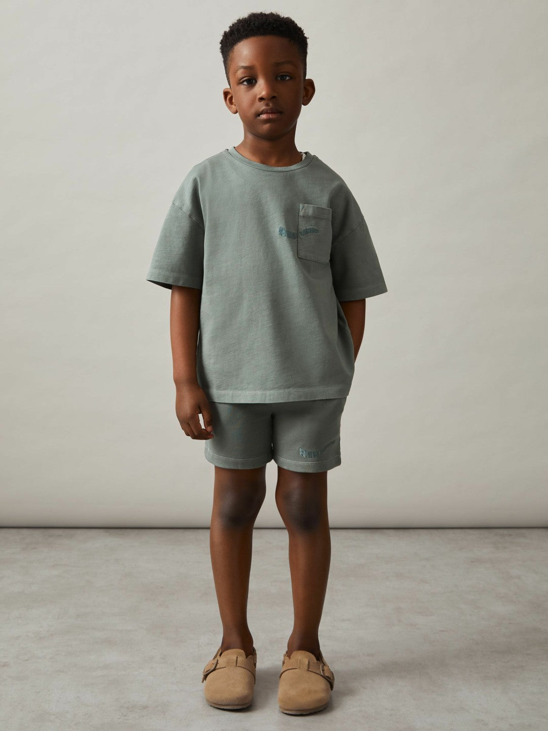 Reiss 3-9 yrs Cotton Brand-Embroidered Shorts in Washed Sage