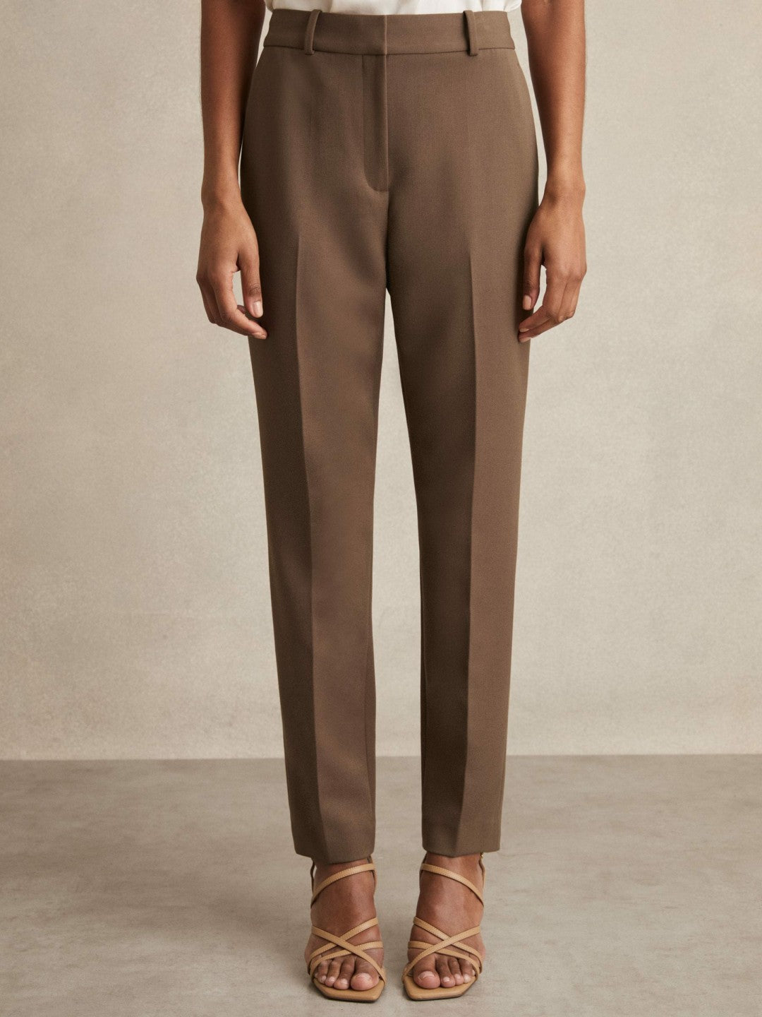 Reiss Petite Slim Fit Suit Trousers in Mink Neutral