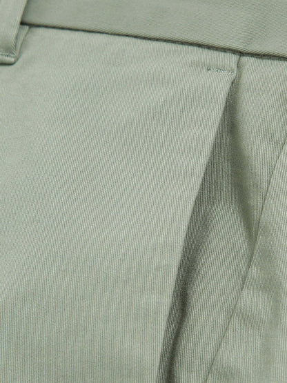 Reiss Short Length Casual Chino Shorts in Pistachio