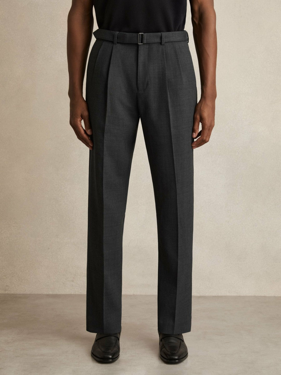 Reiss Wool-Blend Belted Pleated Trousers Regular-Fit in Charcoal Grey