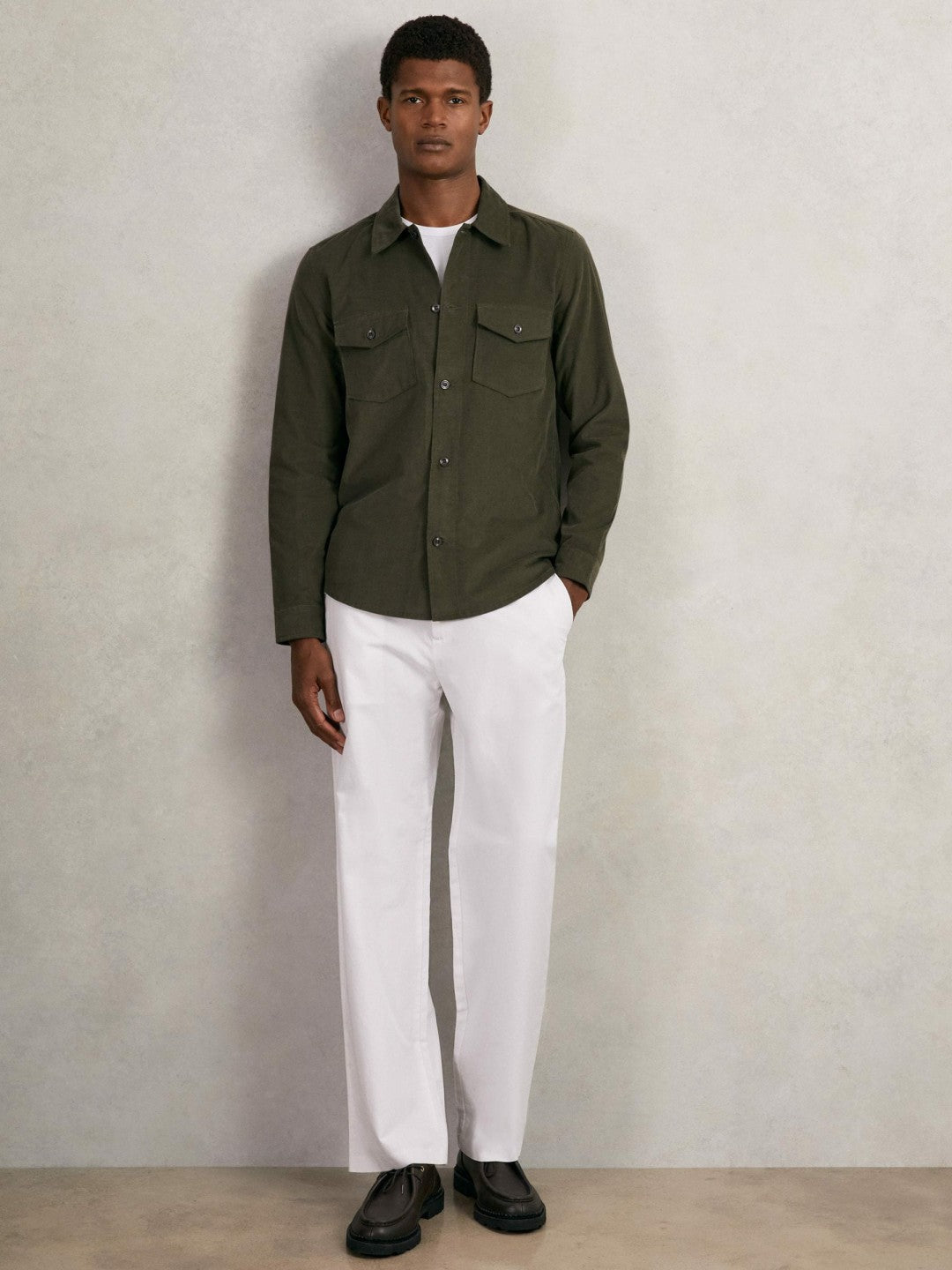 Reiss Cotton Corduroy Twin-Pocket Overshirt in Khaki Green