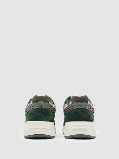 Reiss Panelled Running Trainers in Forest Green/Stone