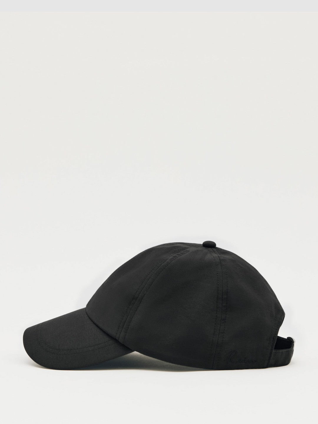 Reiss Embroidered-Logo Tech Baseball Cap in Black
