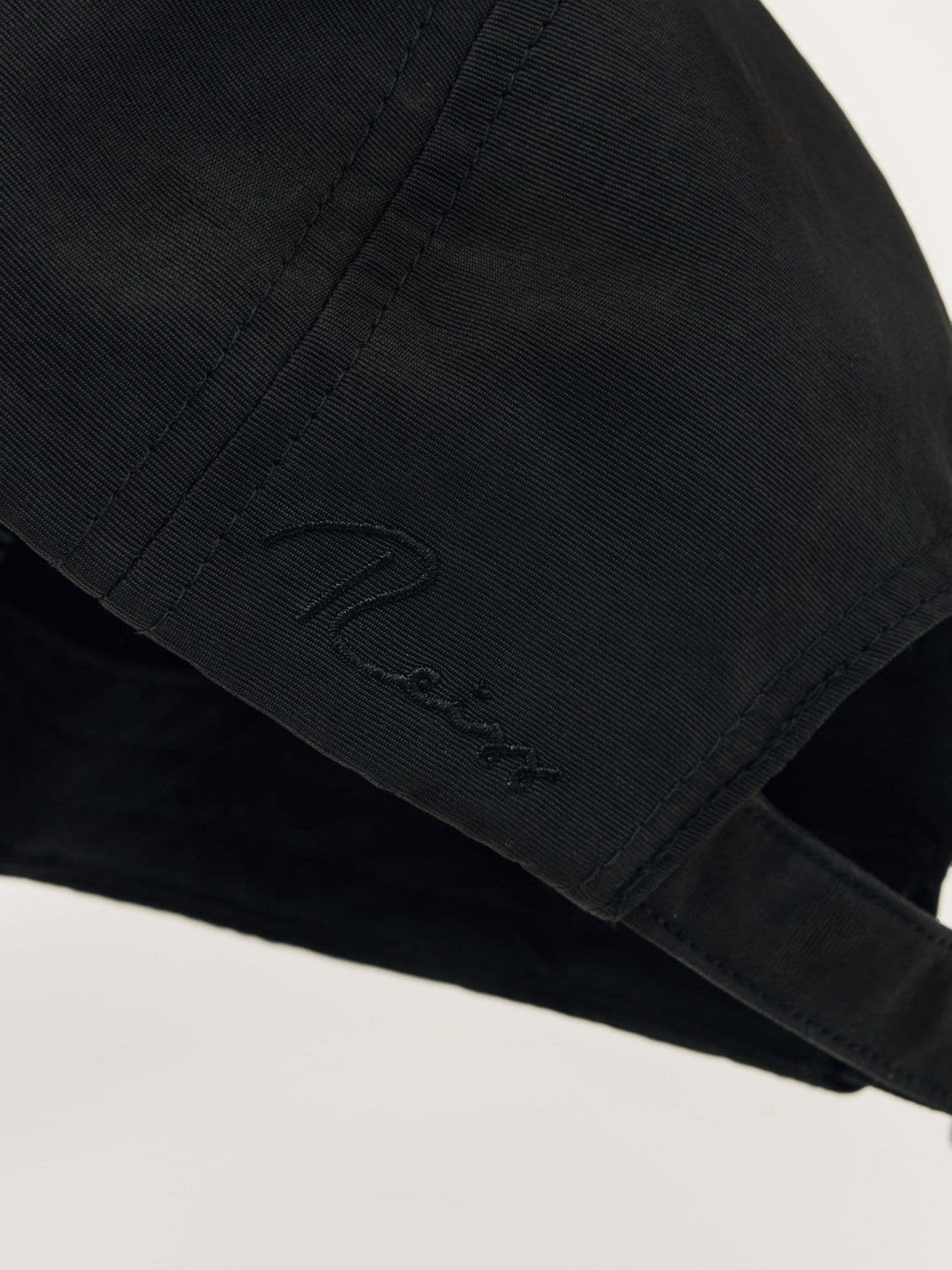 Reiss Embroidered-Logo Tech Baseball Cap in Black