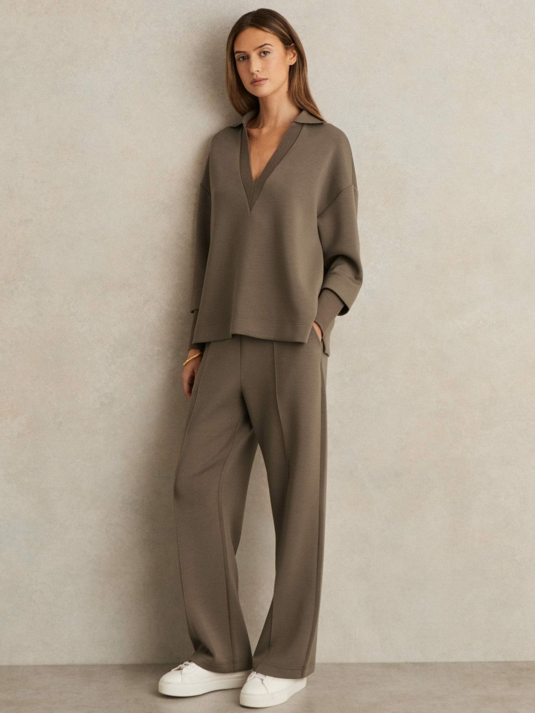 Reiss Interlock Open-Collar Sweatshirt in Khaki Green