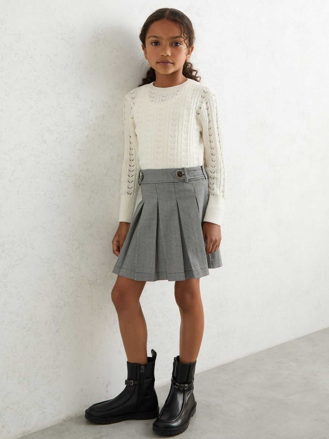 Reiss Houndstooth Check Pleated Skirt in Black/White