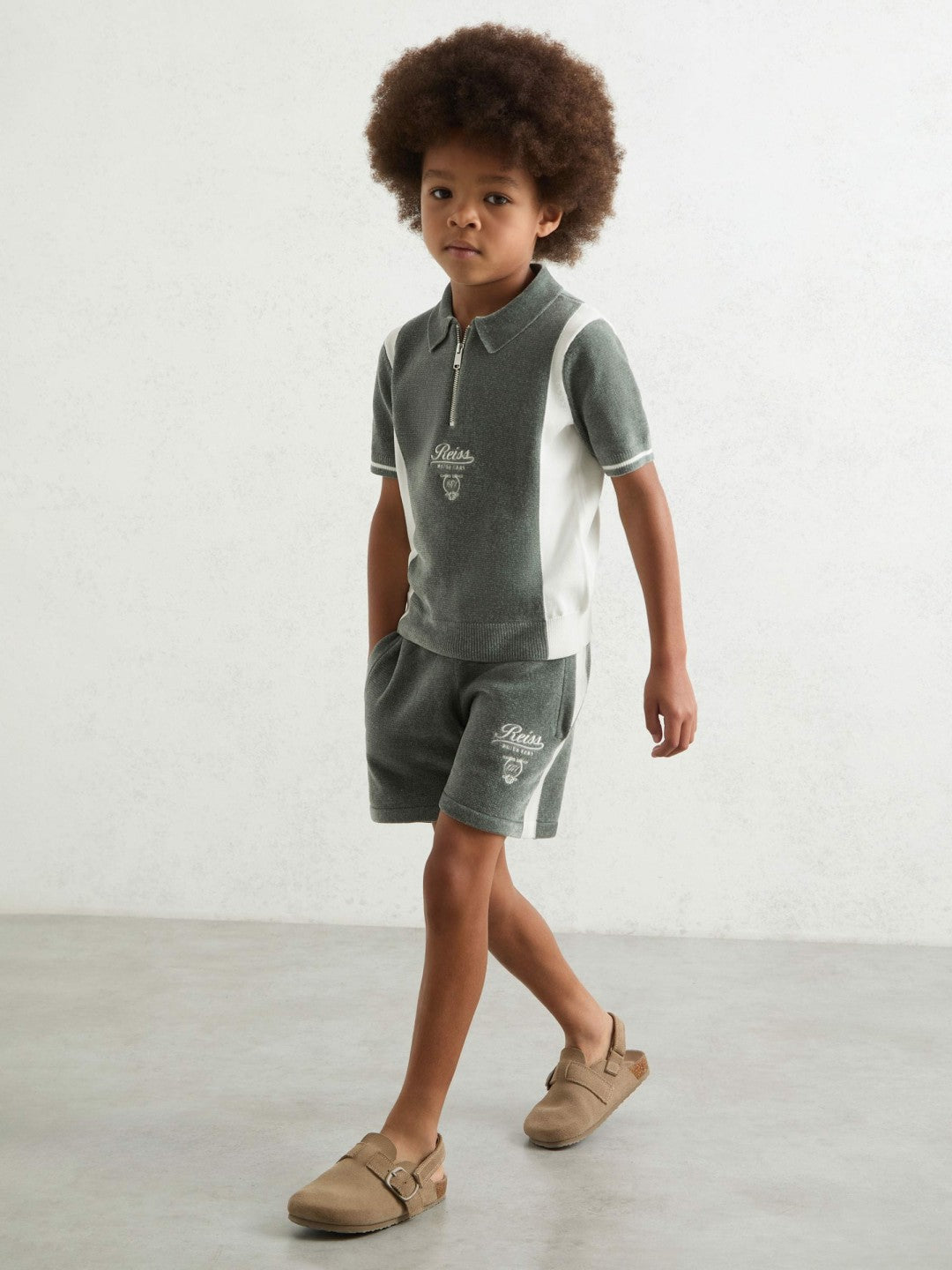 Reiss 3-9 yrs Chenille Tipped Motor Cars Polo Shirt in Dark Sage Green/White