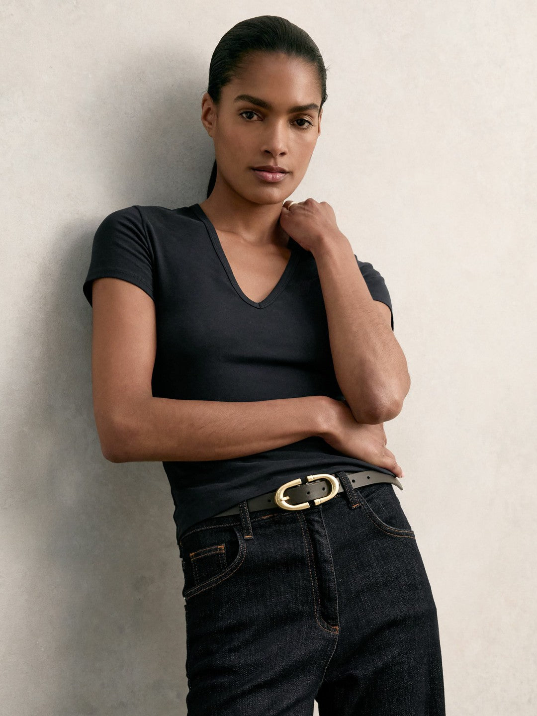 Reiss Stretch Cotton V-Neck T-Shirt in Navy