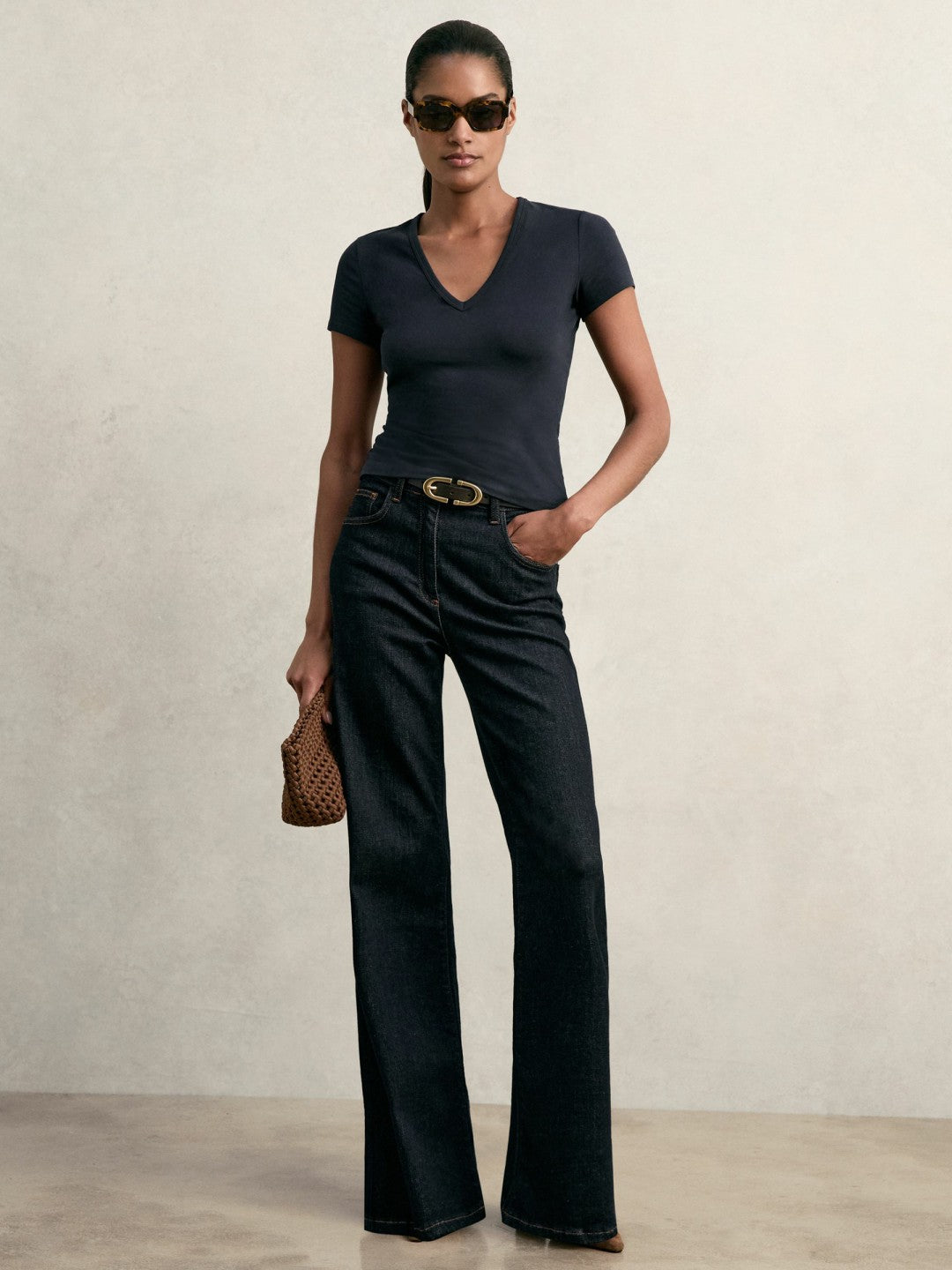 Reiss Stretch Cotton V-Neck T-Shirt in Navy