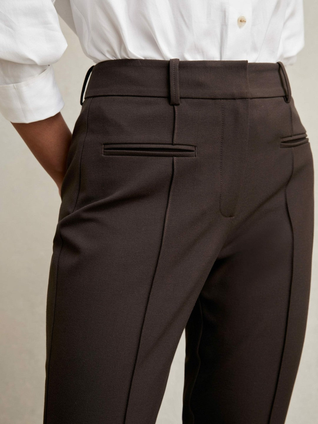 Reiss Petite Pintuck Tapered Trousers in Chocolate Brown