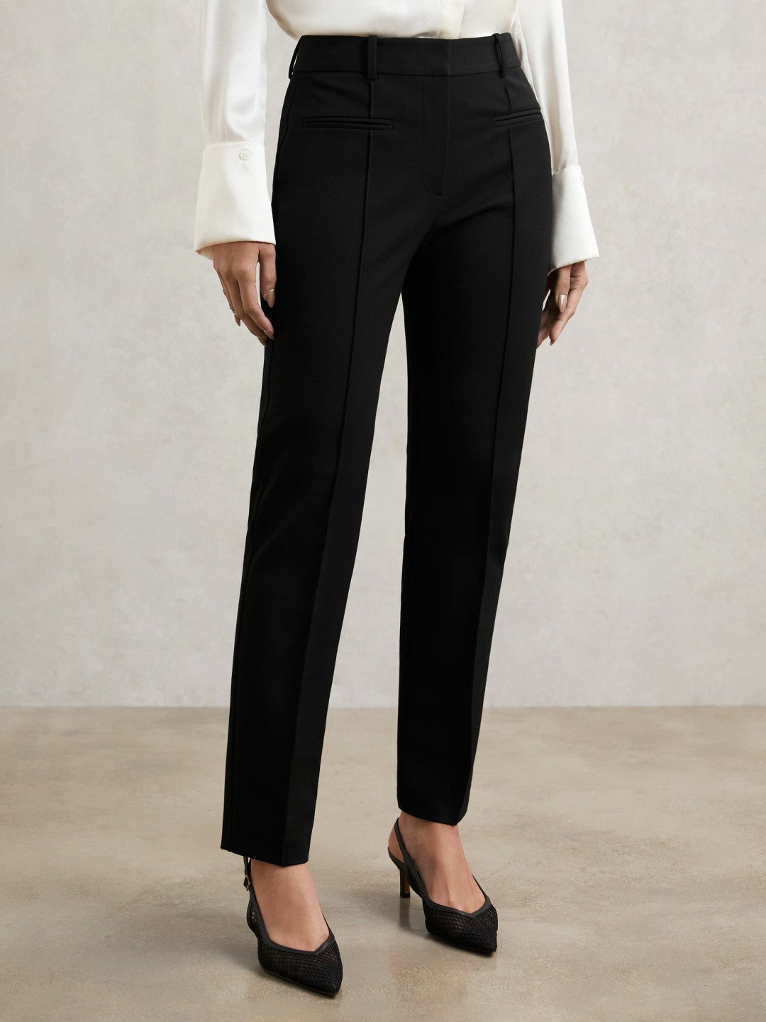 Reiss Pintuck Tapered Trousers in Black