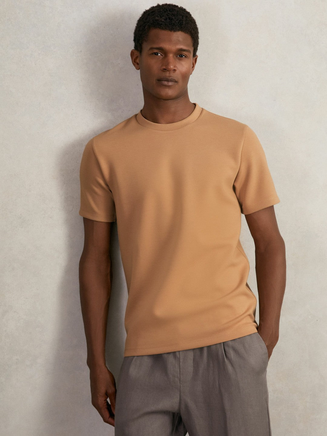 Reiss Interlock Jersey Crew Neck T-Shirt in Light Camel Brown