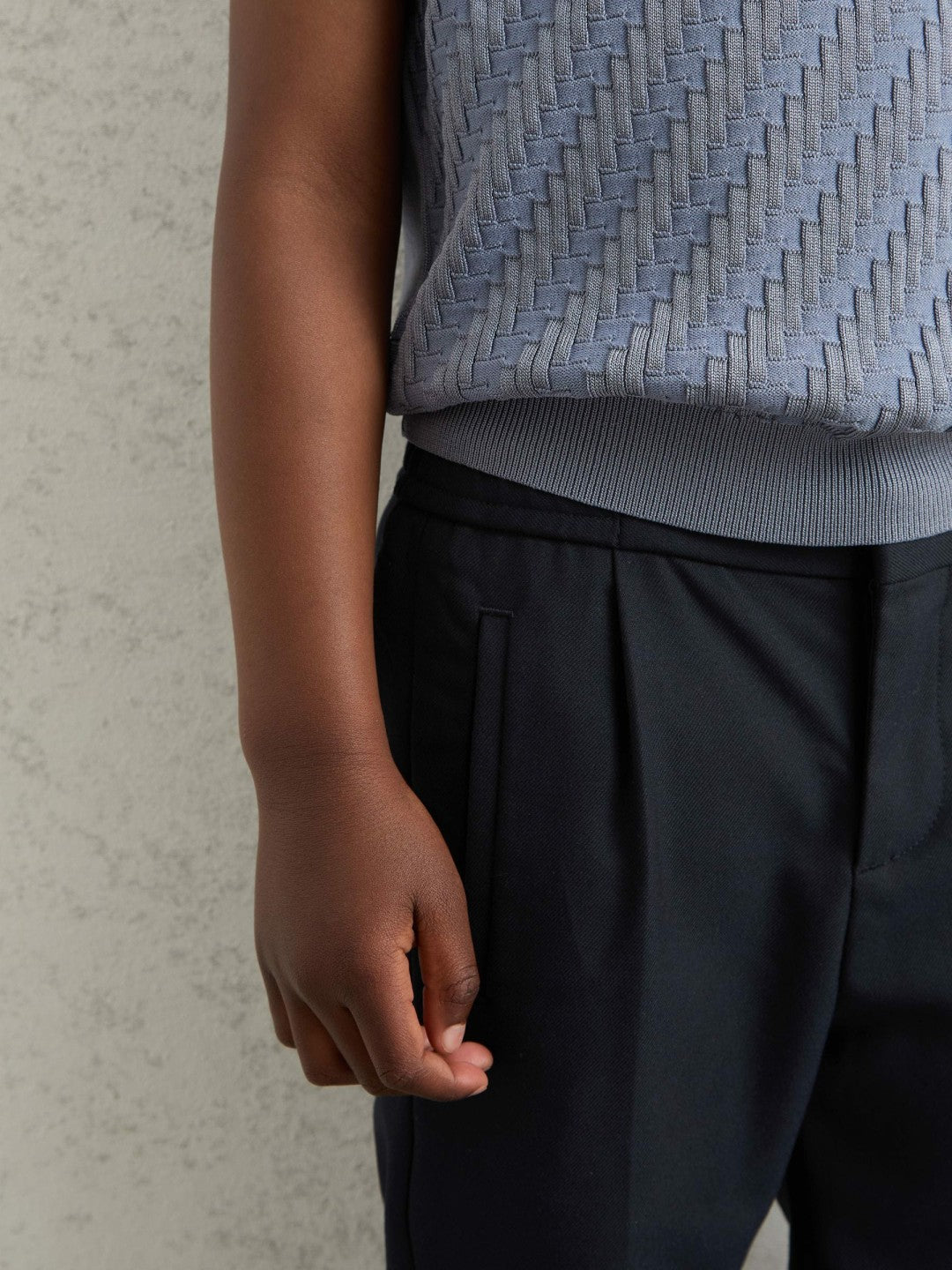Reiss 3-9 yrs Relaxed-Fit Pleated Tapered Trousers in Navy