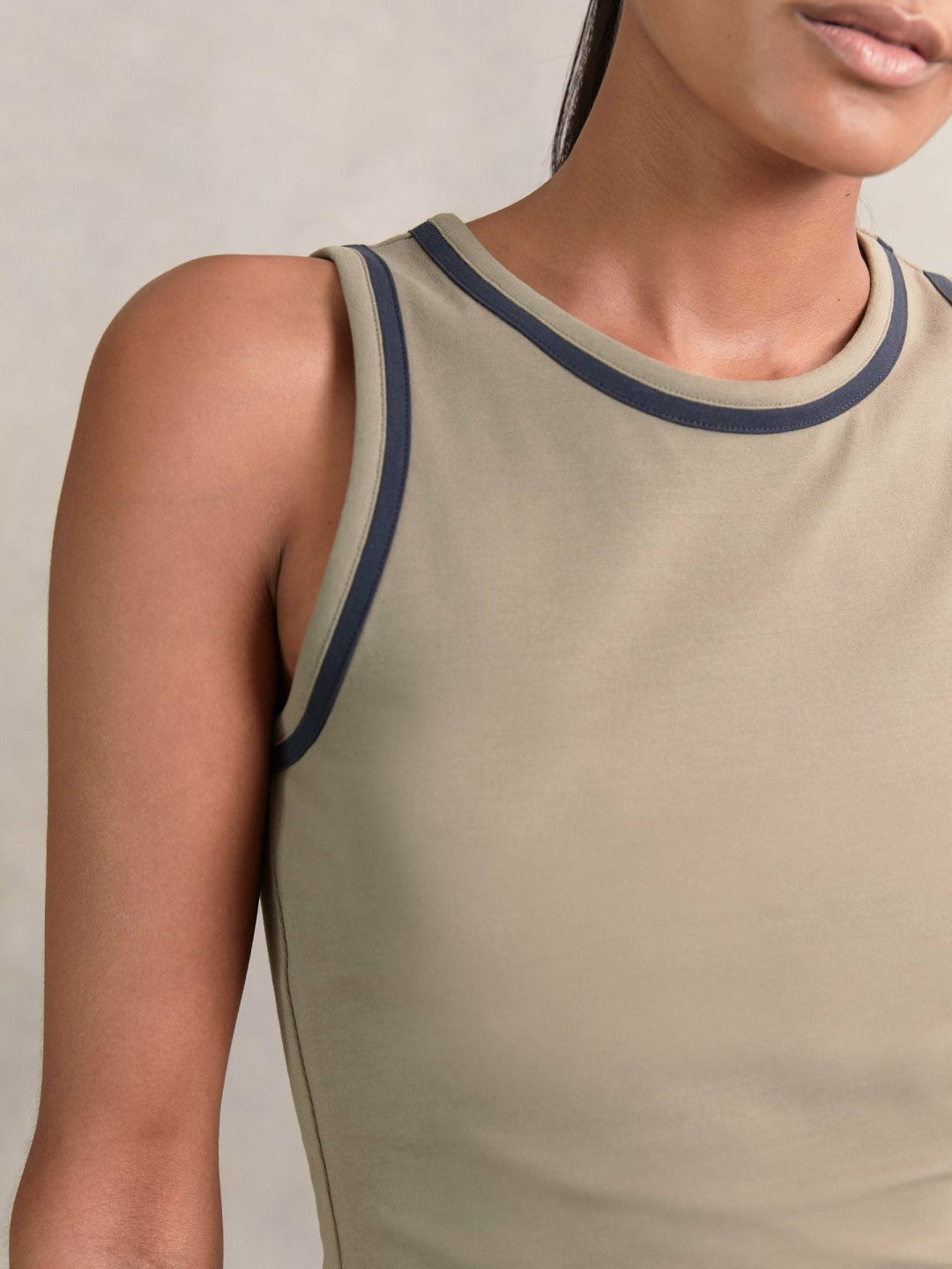 Reiss Stretch-Cotton Jersey Tipped Vest in Khaki Green/Navy
