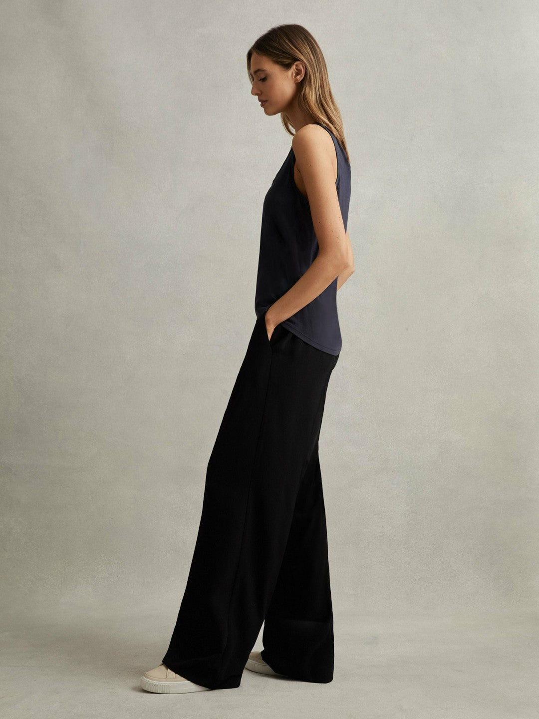 Reiss Petite Half-Elasticated Wide Leg Trousers in Black