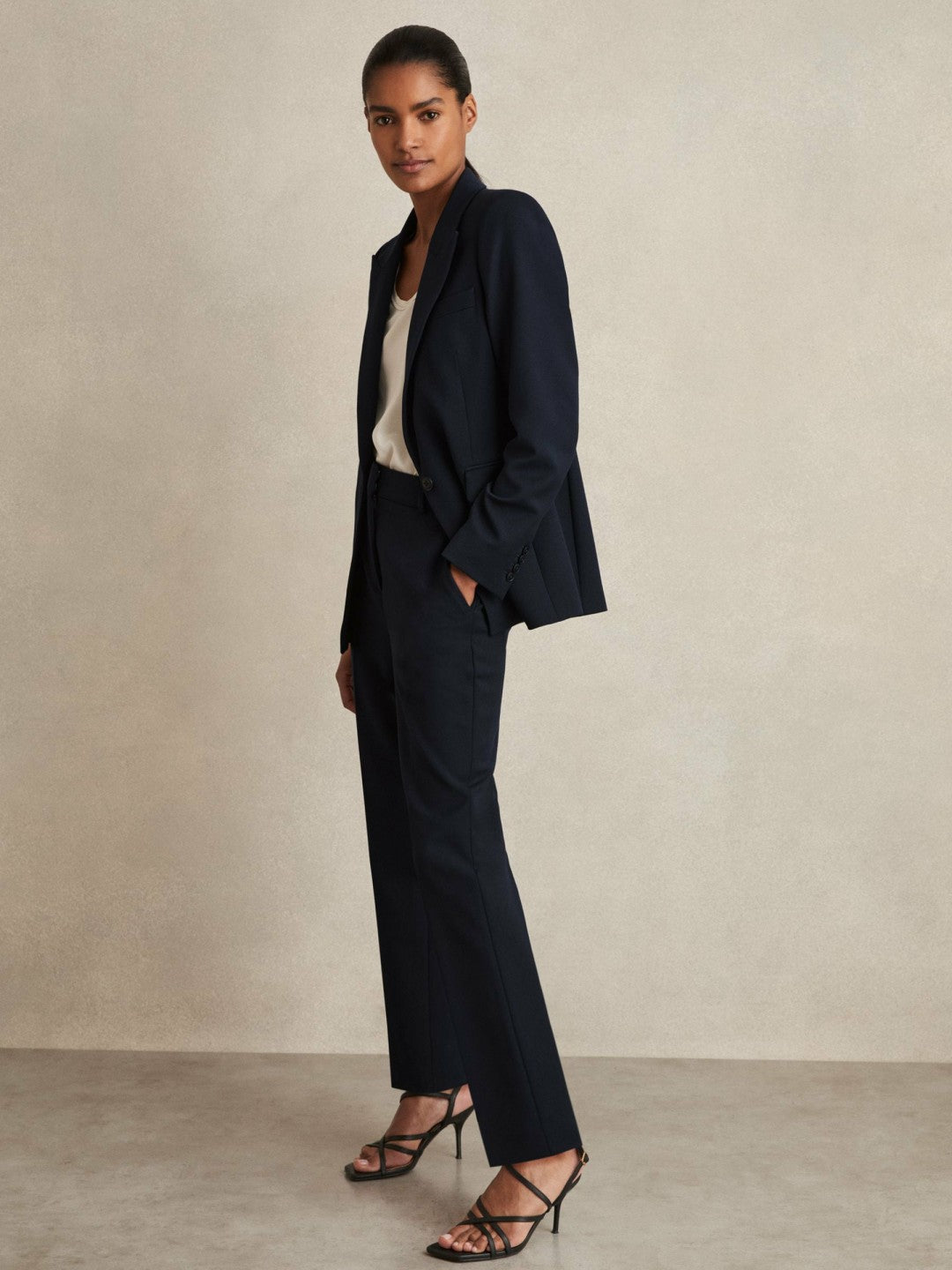Reiss Petite Tailored Single Breasted Suit Blazer in Navy