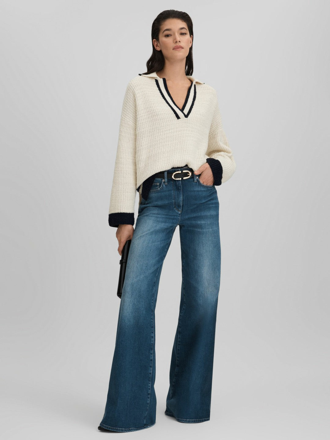 Reiss Wool Blend Open Collar Jumper in Cream/Navy