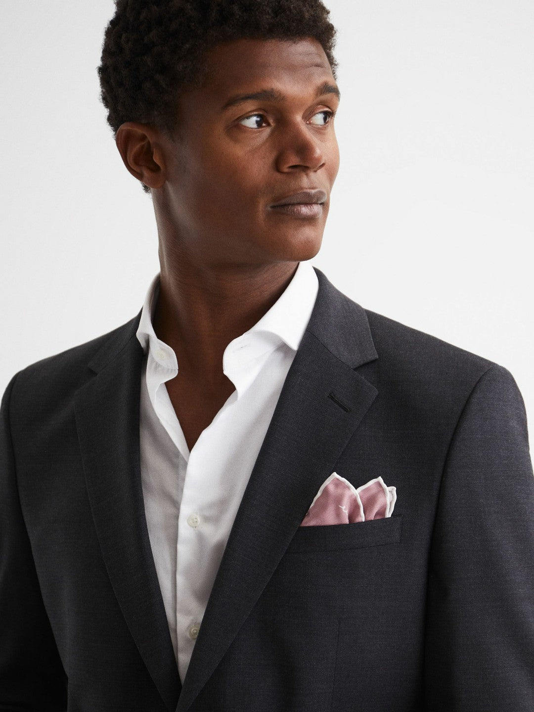 Reiss Plain Silk Pocket Square in Pink
