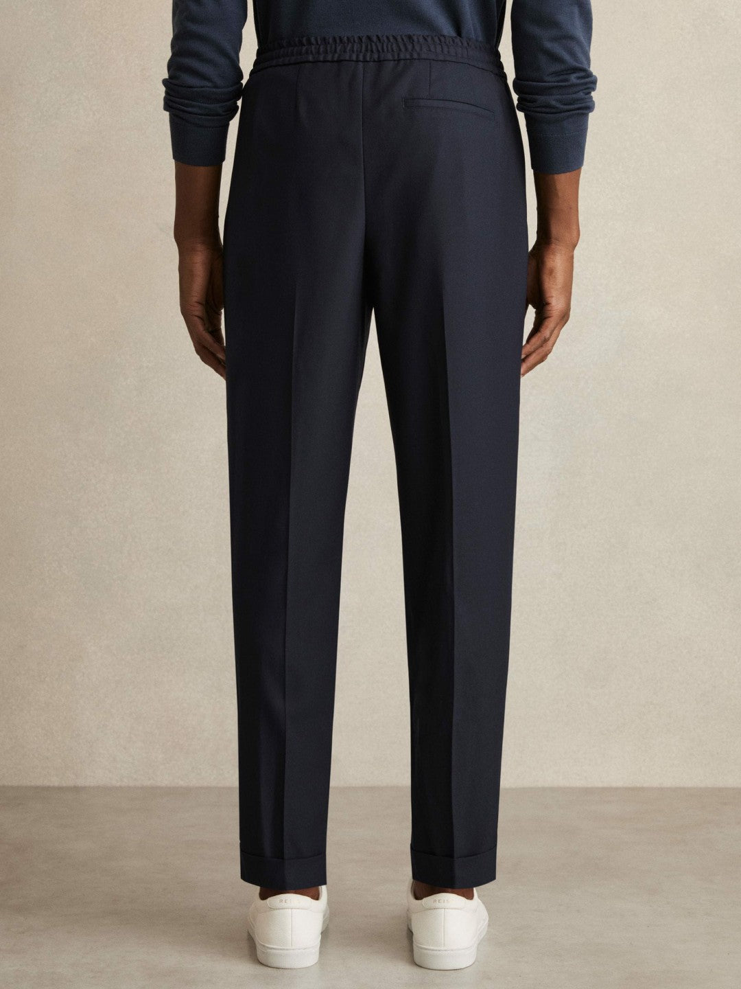 Reiss Relaxed-Fit Pleated Tapered Trousers in Navy