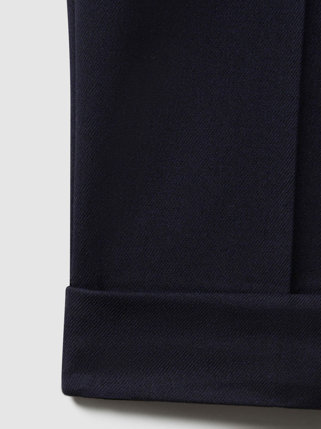 Reiss Relaxed-Fit Pleated Tapered Trousers in Navy