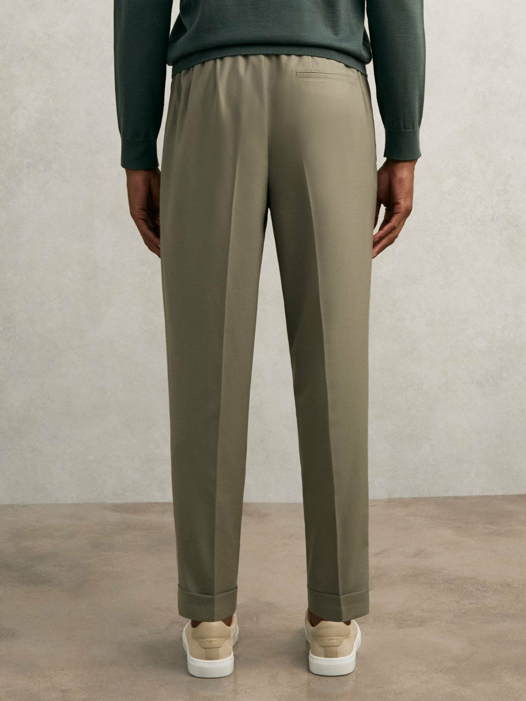 Reiss Relaxed-Fit Pleated Tapered Trousers in Sage