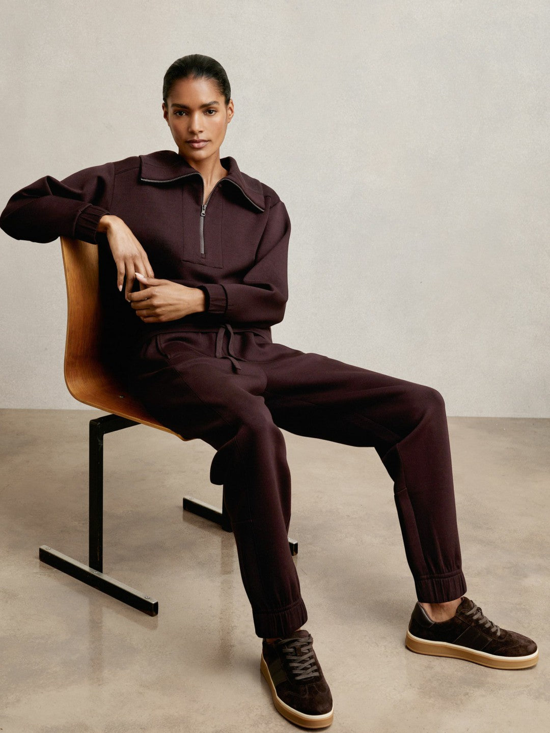 Reiss Tapered Elasticated-Waist Joggers in Plum