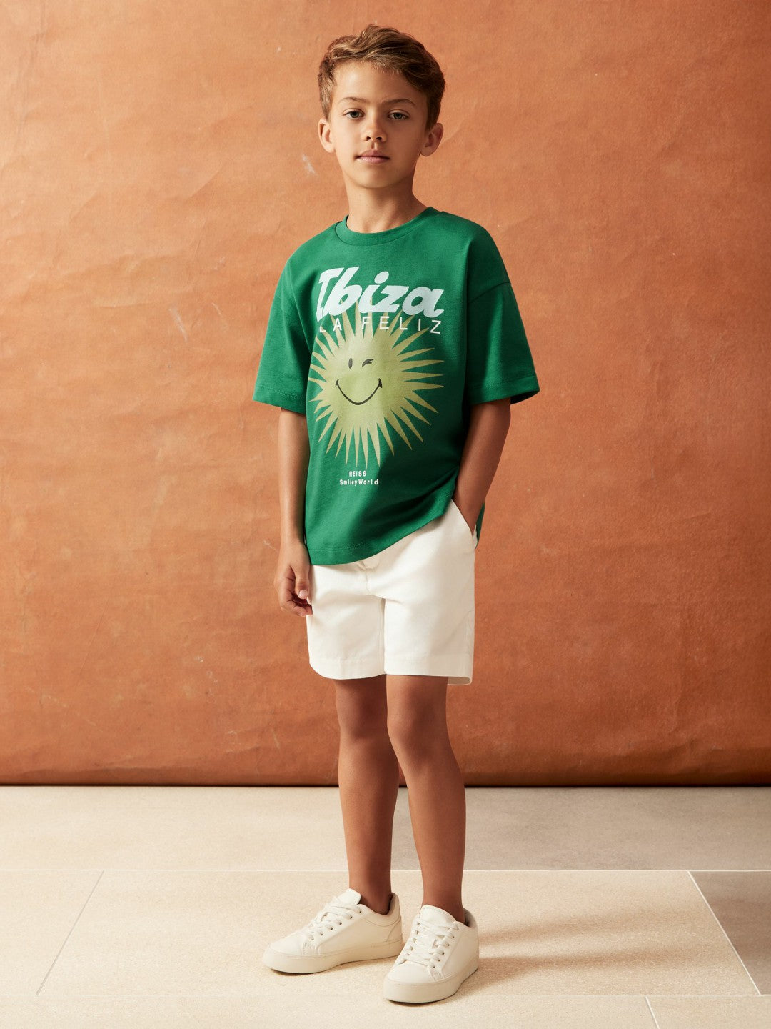 Reiss 9-13 yrs SmileyWorld Sun Motif T-Shirt in Bright Green