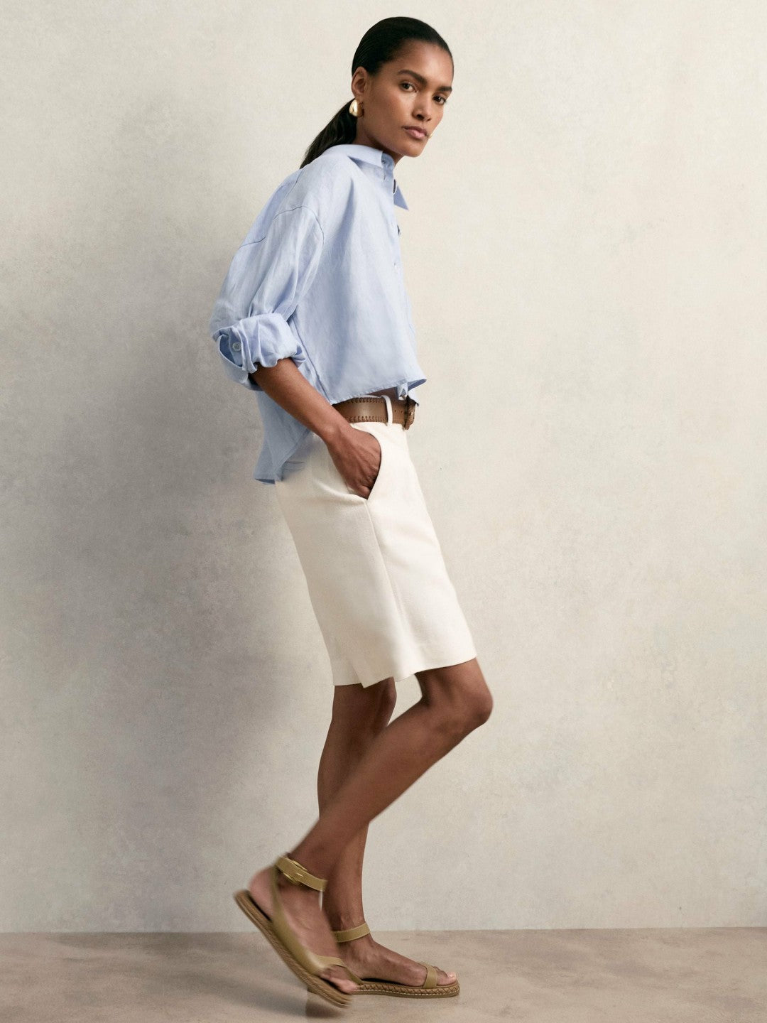 Reiss Oversize Linen Cropped Shirt in Blue