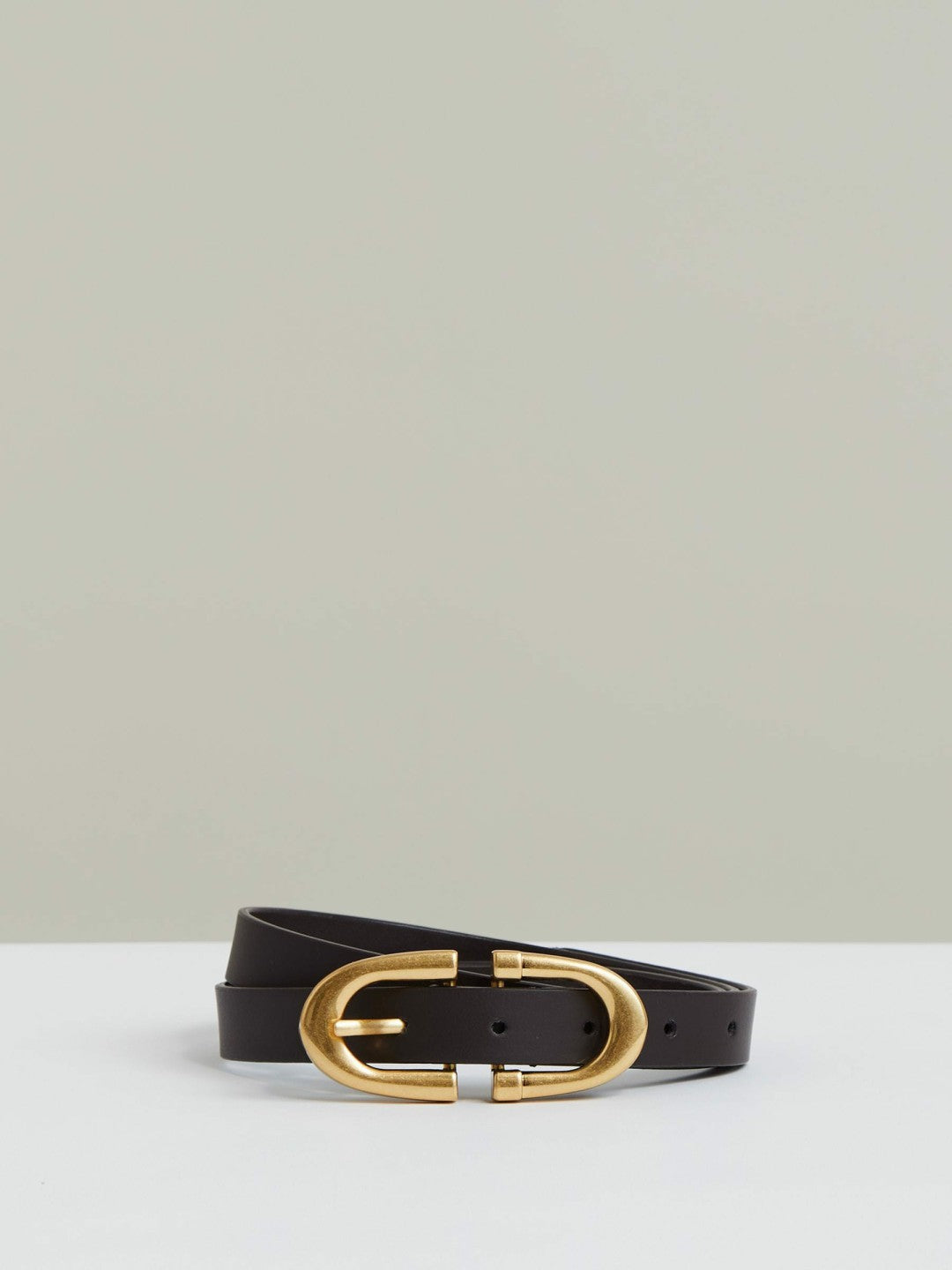 Reiss Horseshoe Belt in Chocolate