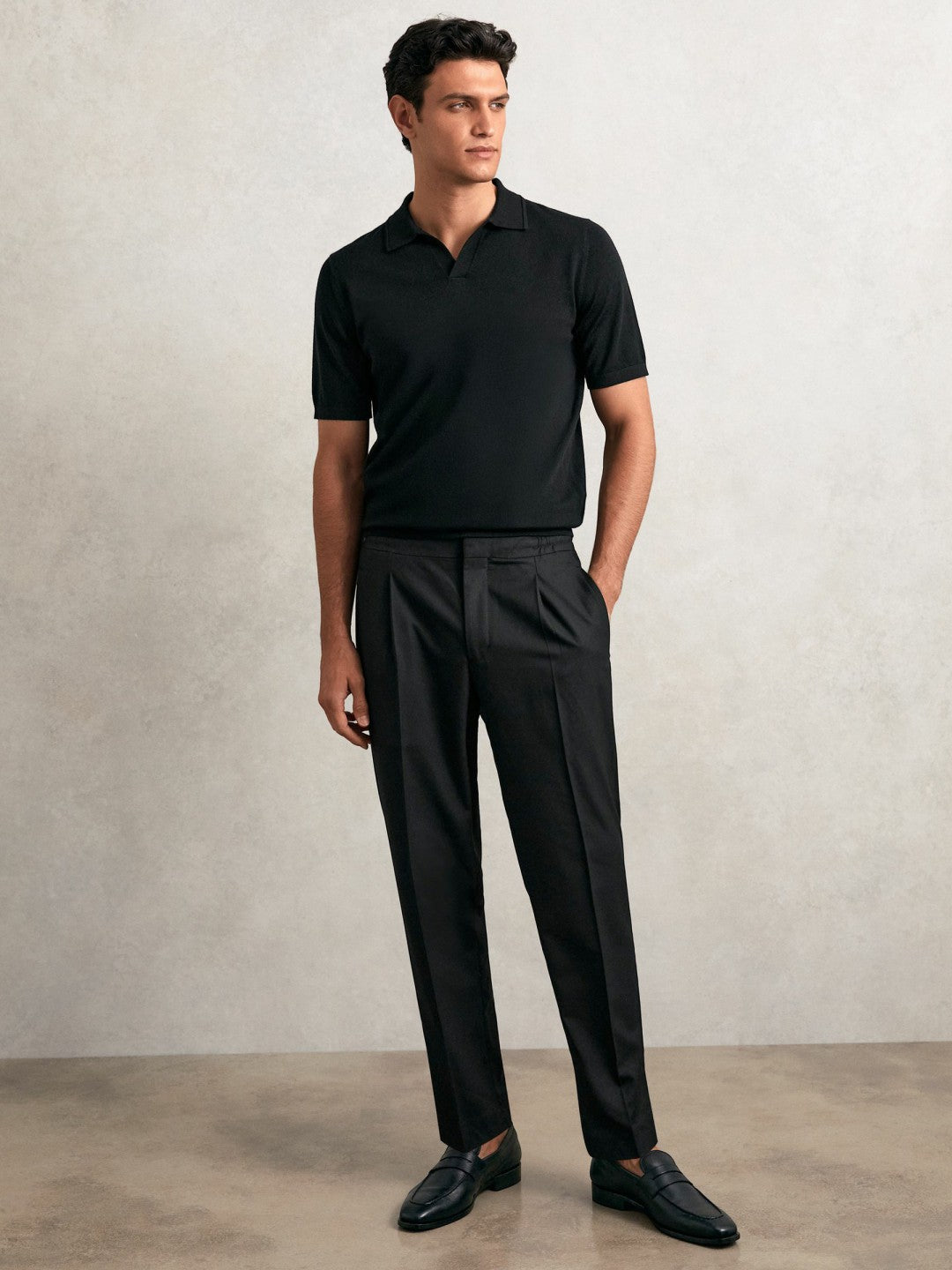 Reiss Tapered Drawstring Tailored Trousers in Black