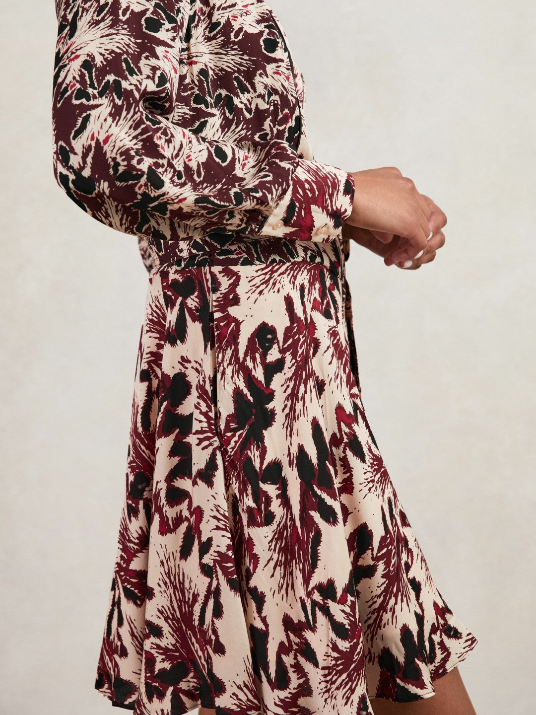 Reiss Printed Tie-Waist Flippy Mini Dress in Burgundy/Cream