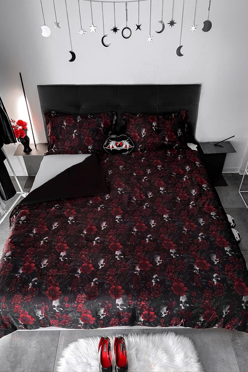 Homeware Bedding &amp; Cushions | Killstar Beastie Bloom Printed Microfibre Comforter