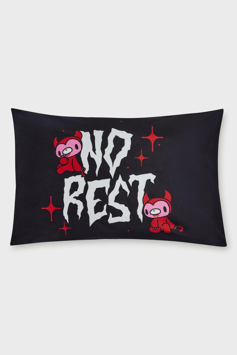 Homeware Bedding &amp; Cushions | Killstar Gloomy Bear Pillowcases Set