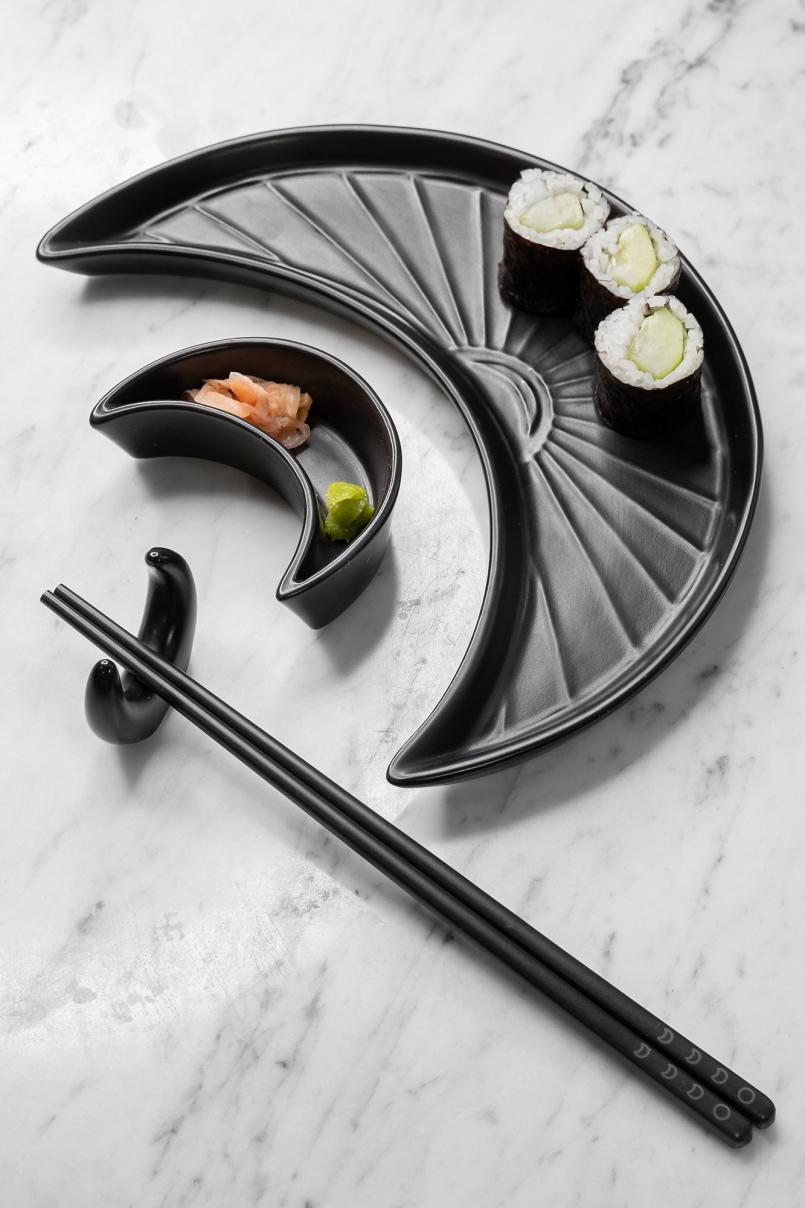 Homeware Tableware | Killstar Crescent Sushi Plate Set